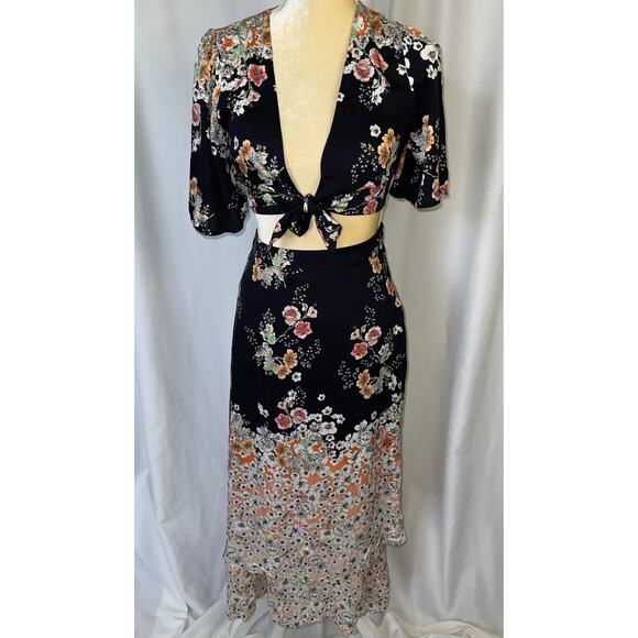 Free People ‘Wildwood’ Floral Crop Top & Maxi Skirt Set Size 0 - Picture 2 of 16